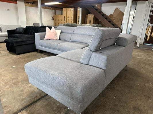 ⭐️ Nick Scali adjustable headrest Corner Sofa | Pre-owned - Like new condition | Delivery Sydney wide