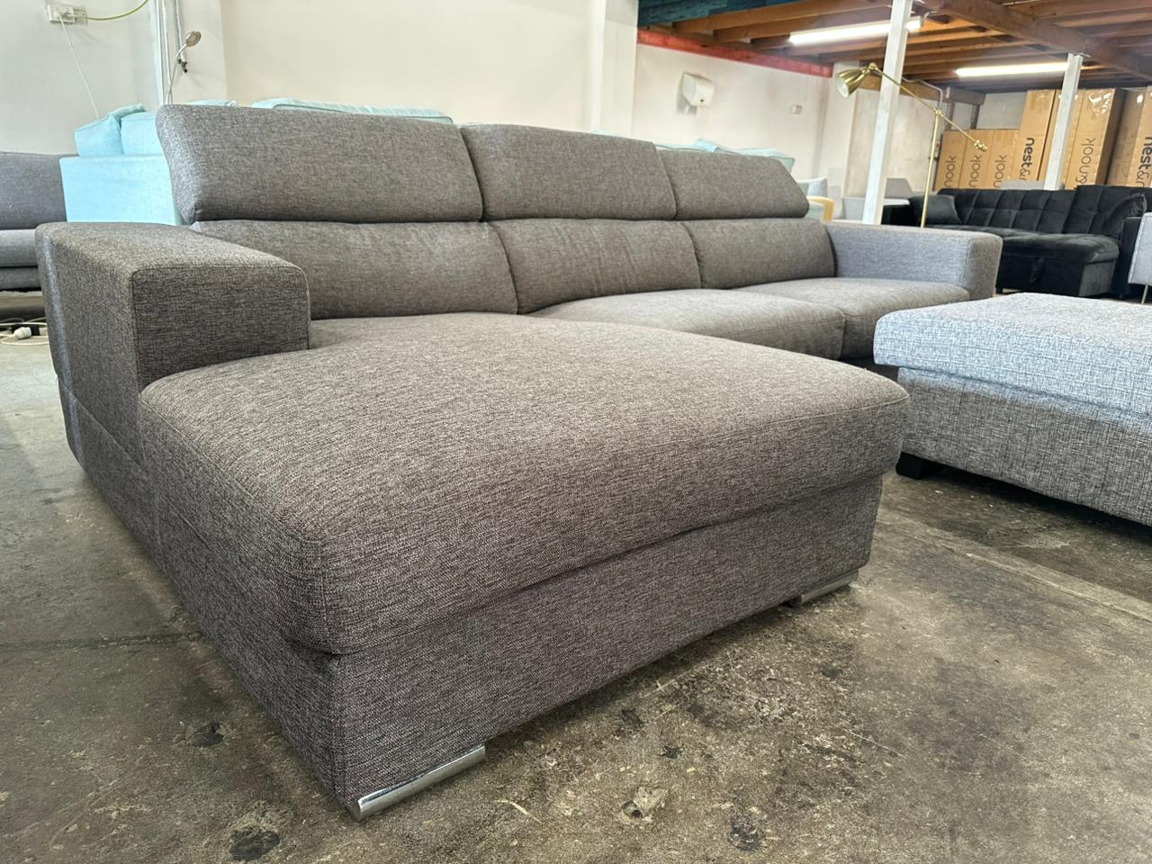 ⭐️ L-shape adjustable headrest Sofa | Pre-owned - Like new condition | Delivery Sydney wide