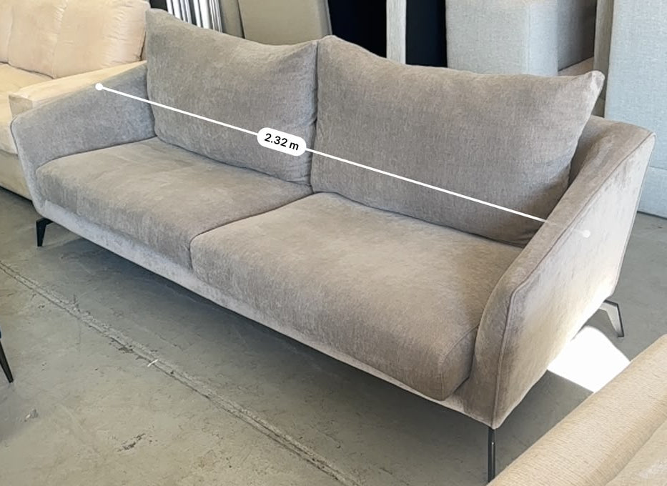 Davin 3 Seater Sofa | Pre-Owned | Steam Cleaned | Sydney-Wide Delivery✨