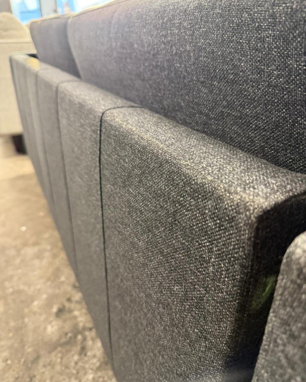 ⭐️ Charcoal grey L-Shape Sofa | Pre-owned – Steam cleaned | SYDNEY WIDE DELIVERY