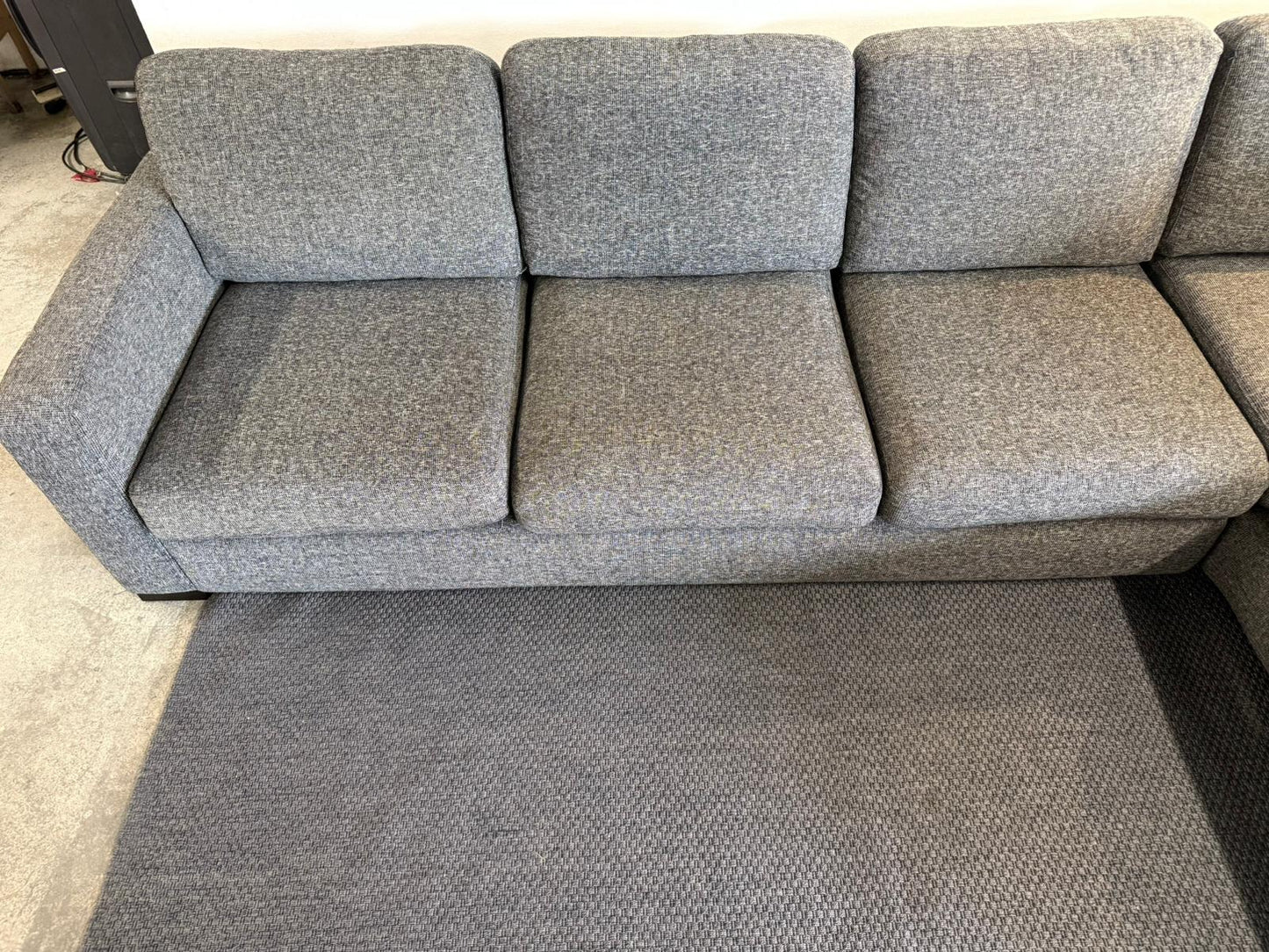 ⭐️ Freedom Charcoal L -SHAPE Sofa | Pre-owned – Steam cleaned | SYDNEY WIDE DELIVERY