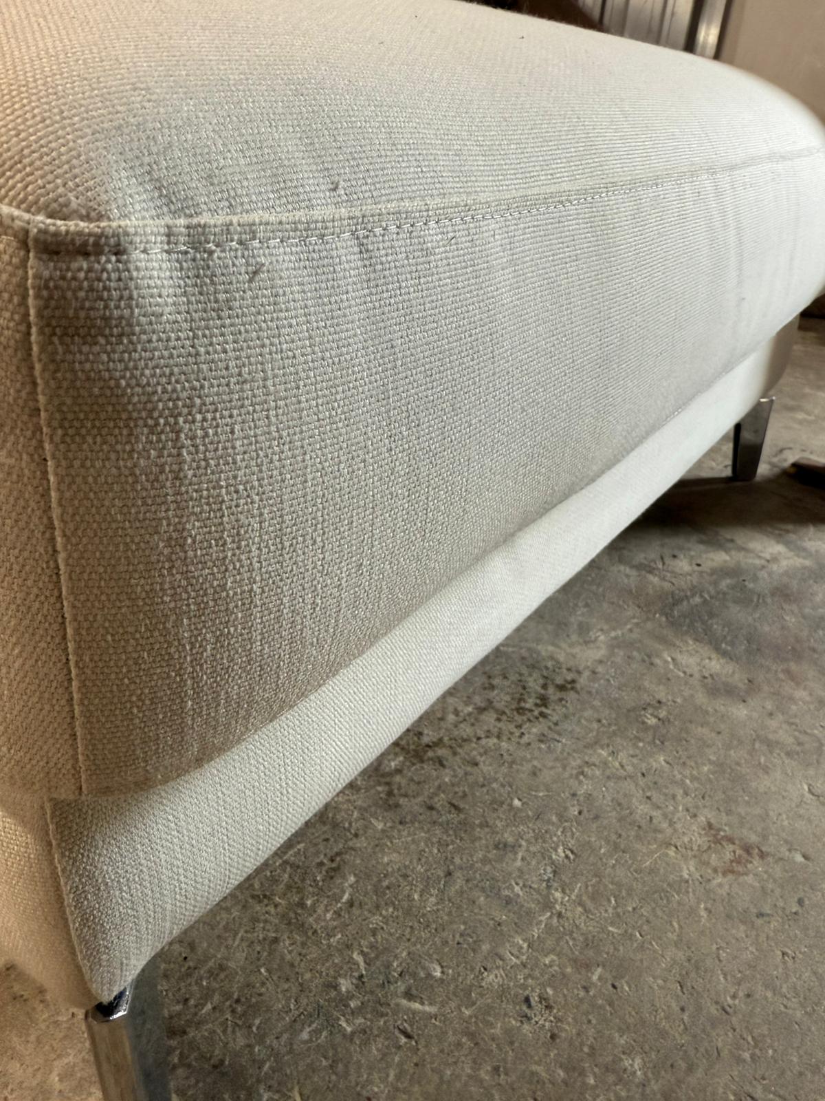 ⭐️ Nick Scali White L-SHAPE Sofa | Pre-owned – Steam cleaned | SYDNEY WIDE DELIVERY