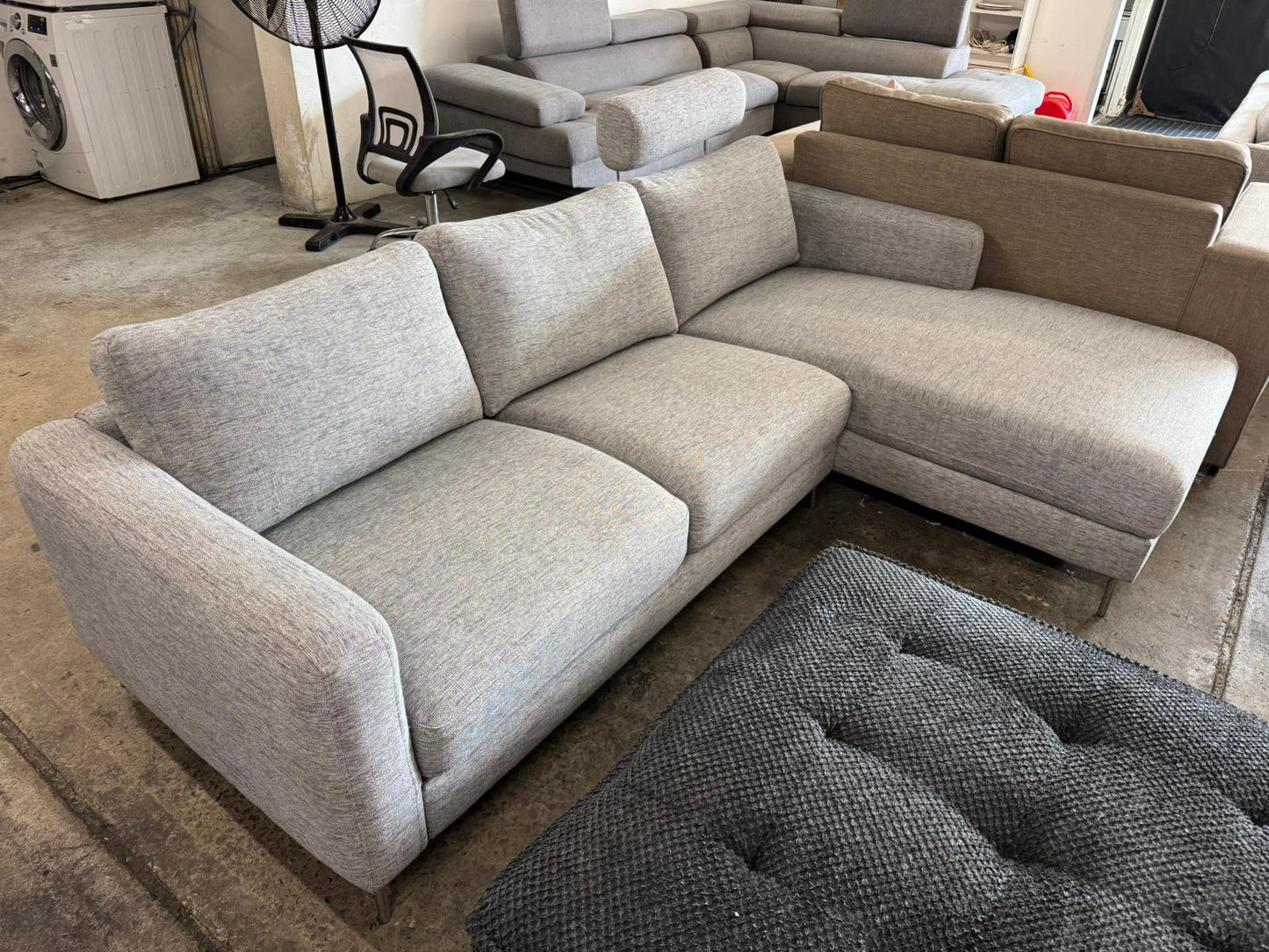 ⭐️ L-shape Sofa with Headrest | Pre-owned – Steam cleaned | SYDNEY WIDE DELIVERY