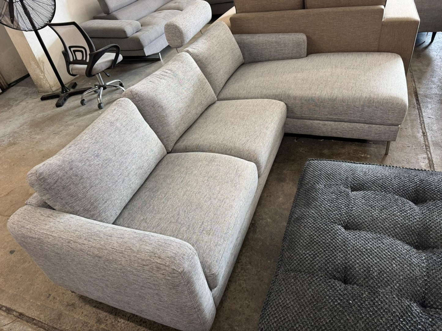 ⭐️ L-shape Sofa with Headrest | Pre-owned – Steam cleaned | SYDNEY WIDE DELIVERY