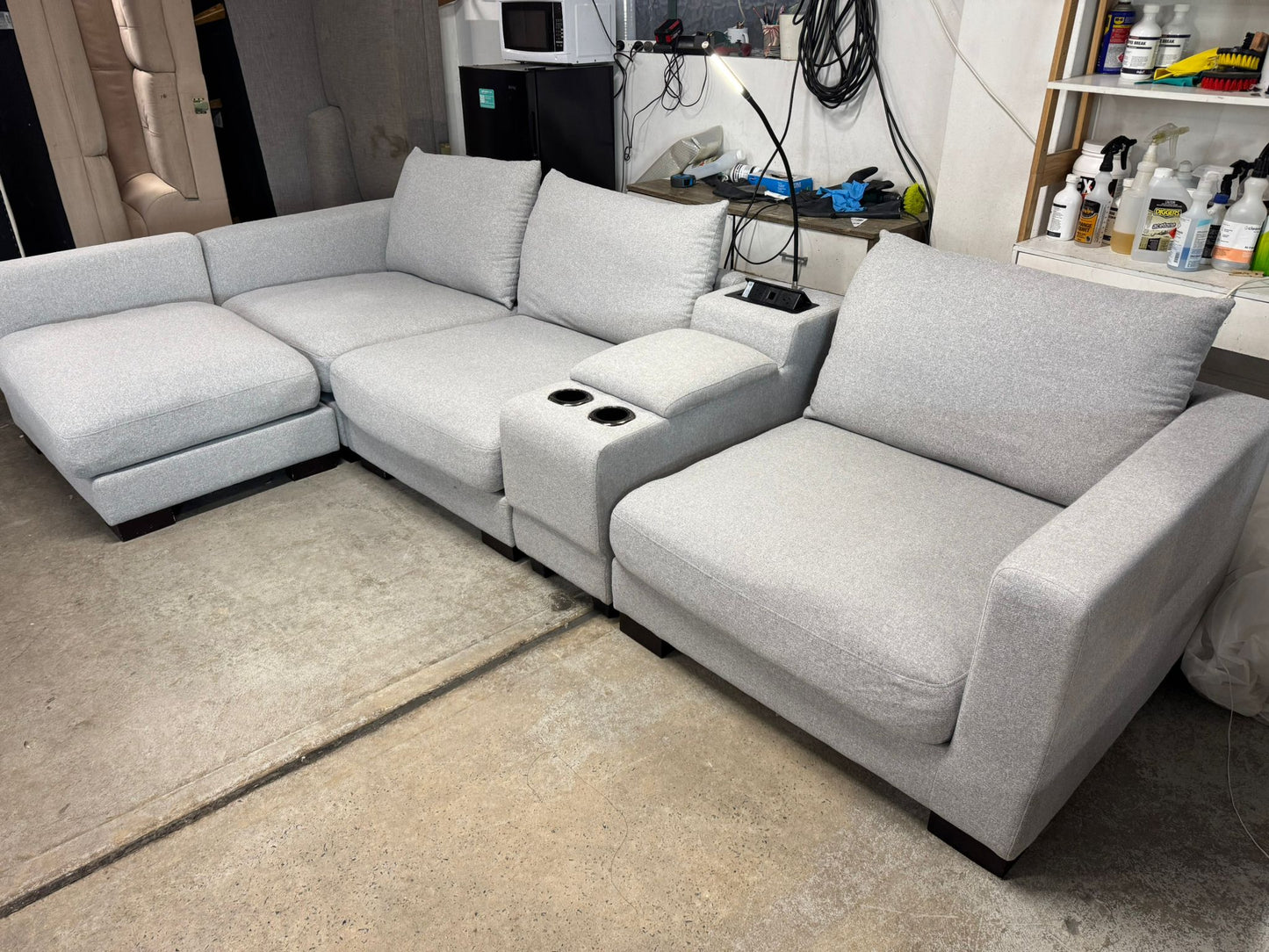 ⭐️ Modular Sofa with Reversible chaise | Pre-owned – Steam cleaned | SYDNEY WIDE DELIVERY