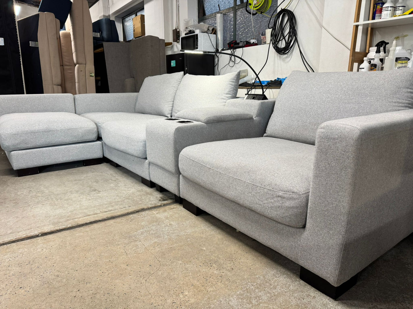 ⭐️ Modular Sofa with Reversible chaise | Pre-owned – Steam cleaned | SYDNEY WIDE DELIVERY