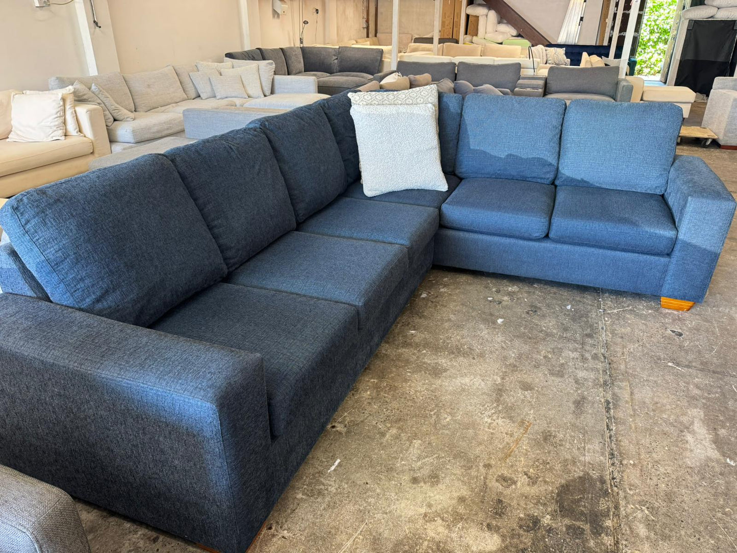 ⭐️ Blue Corner Sofa | Pre-owned – Steam cleaned | SYDNEY WIDE DELIVERY