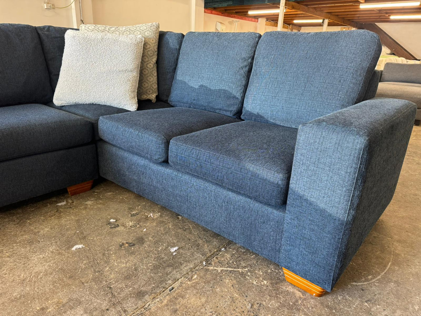 ⭐️ Blue Corner Sofa | Pre-owned – Steam cleaned | SYDNEY WIDE DELIVERY