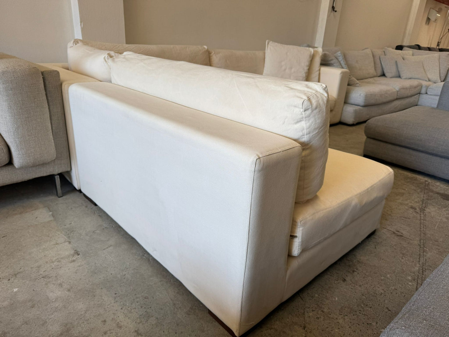⭐️ Corner modular cream sofa | Pre-owned – Steam cleaned | SYDNEY WIDE DELIVERY