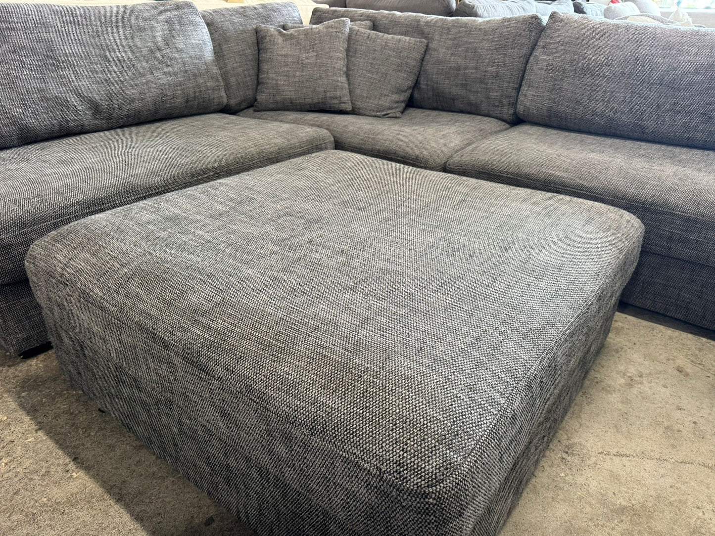 ⭐️Freedom modular sofa with ottoman | Pre-owned – Steam cleaned | SYDNEY WIDE DELIVERY