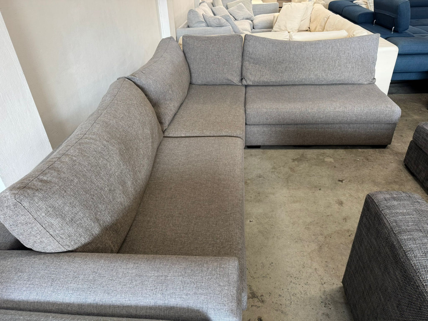 ⭐️ L-shape corner Sofa | Pre-owned – Steam cleaned | SYDNEY WIDE DELIVERY