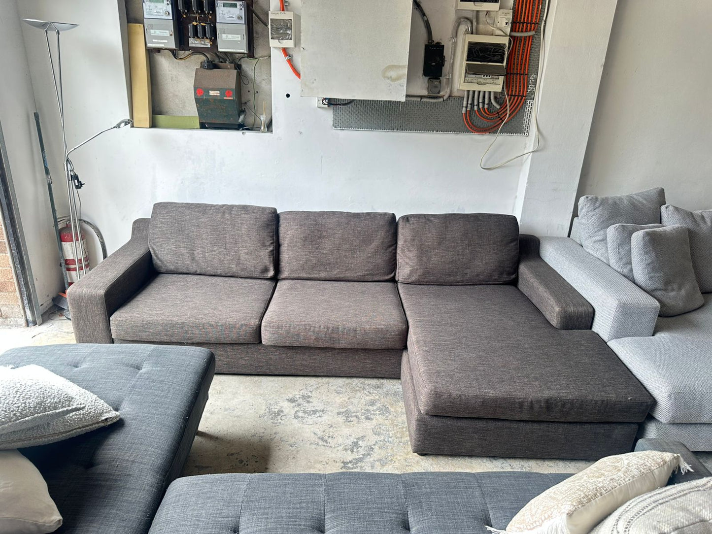 ⭐️ Brown reversible chaise sofa | Pre-owned – Steam cleaned | SYDNEY WIDE DELIVERY