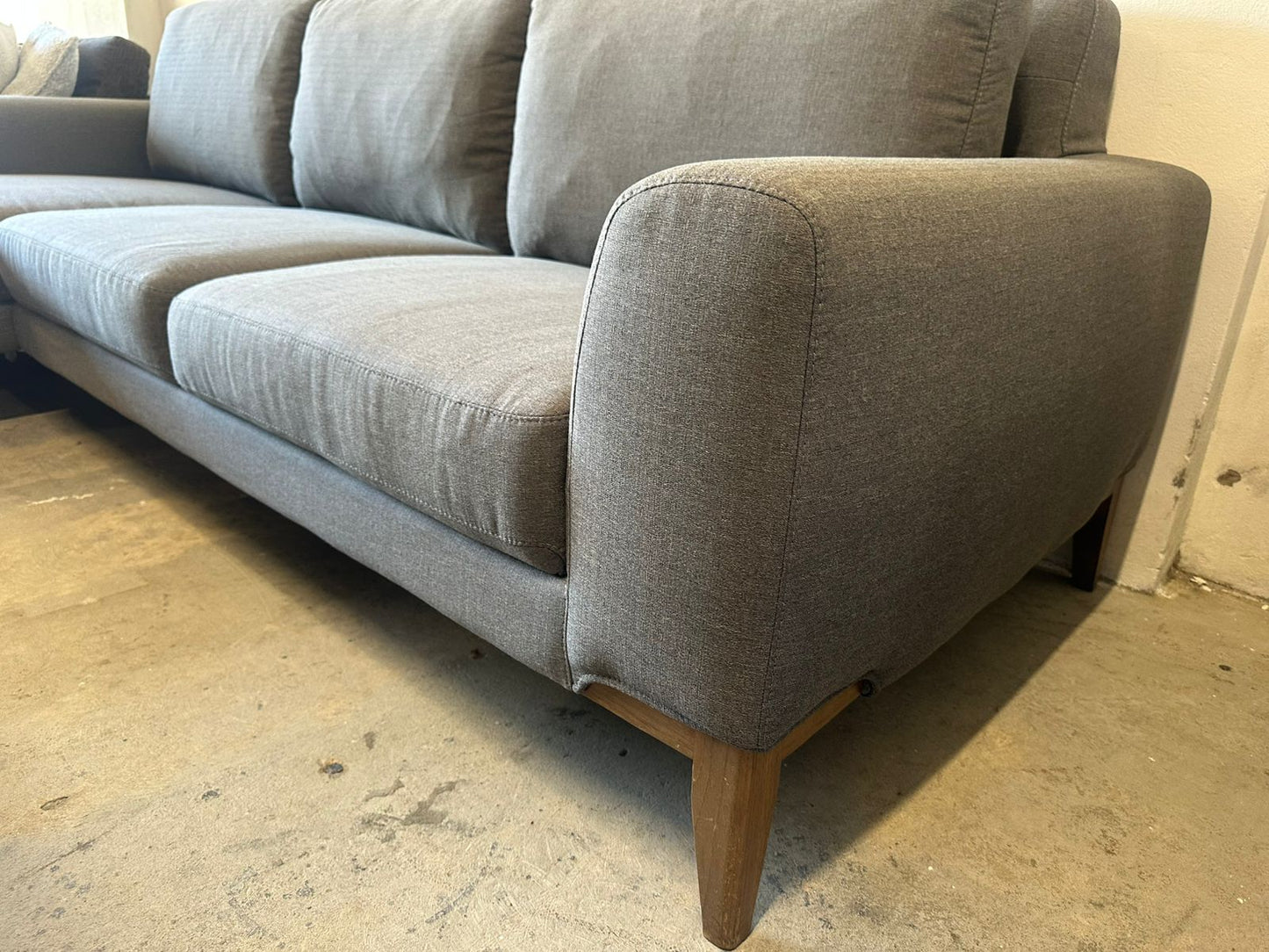 ⭐️ Nick Scali L shape sofa  | Pre-owned – Steam cleaned | SYDNEY WIDE DELIVERY