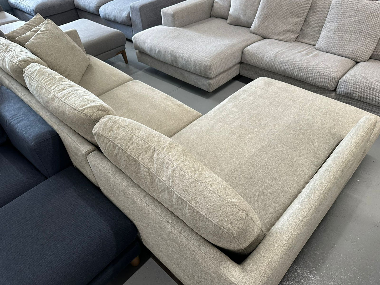 ⭐️ Freedom L-shape Sofa | Pre-owned – Steam cleaned | SYDNEY WIDE DELIVERY