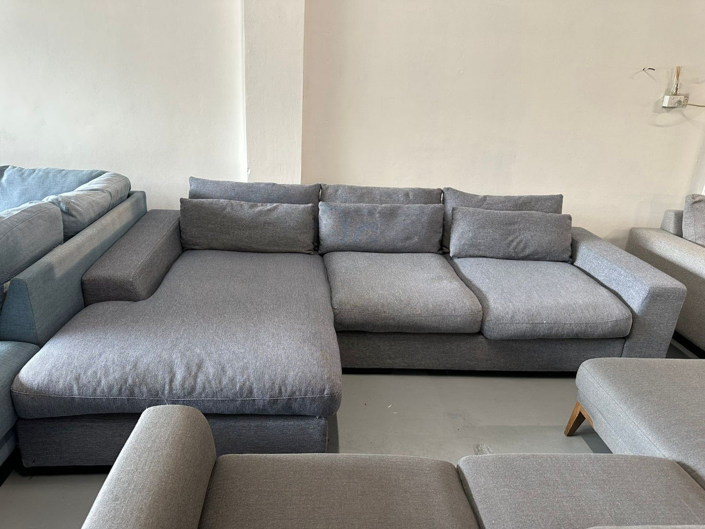 ⭐️Grey L-shape Sofa | Pre-owned – Steam cleaned | SYDNEY WIDE DELIVERY