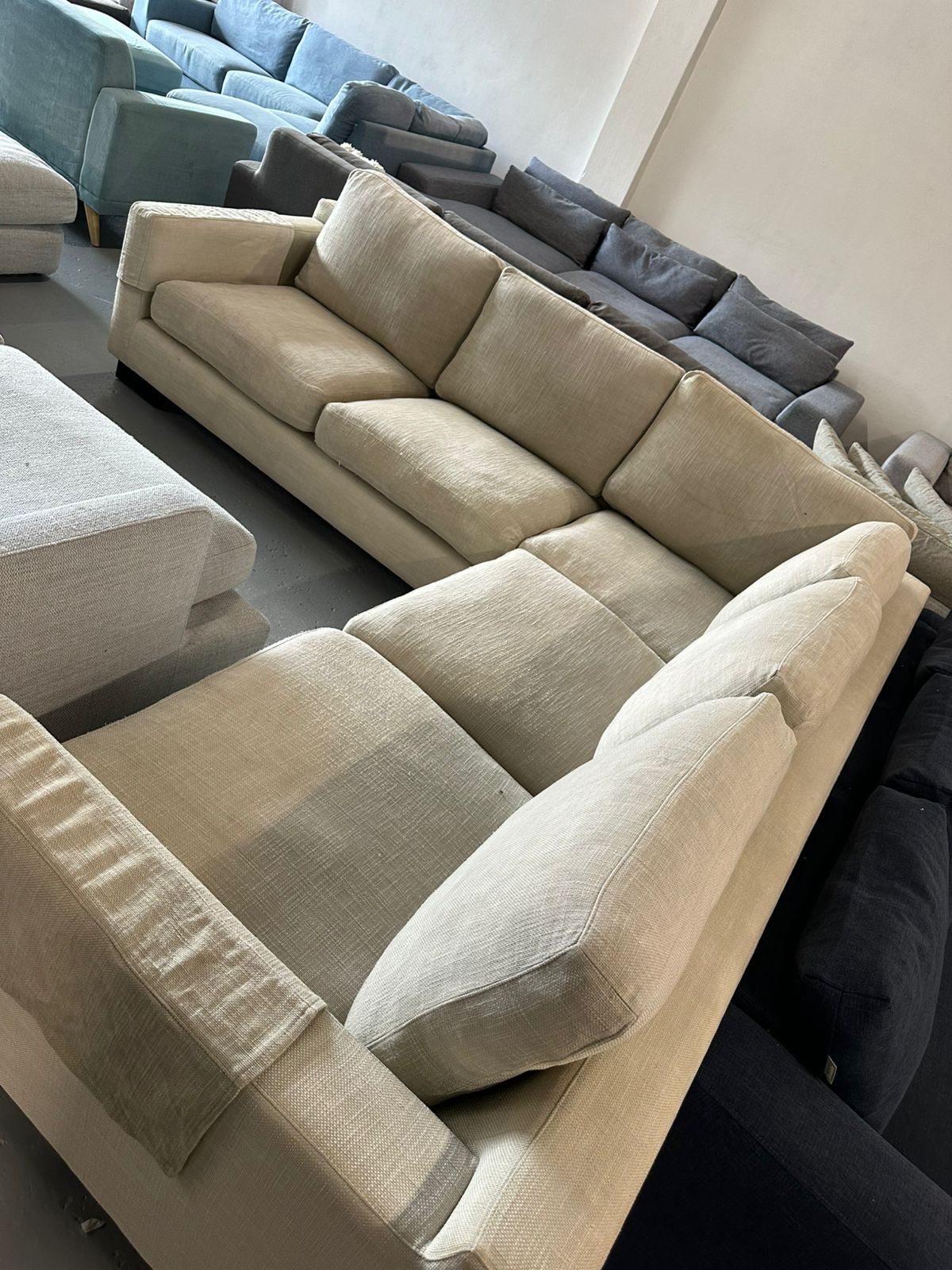 ⭐️Corner beige Sofa  | Pre-owned – Steam cleaned | SYDNEY WIDE DELIVERY