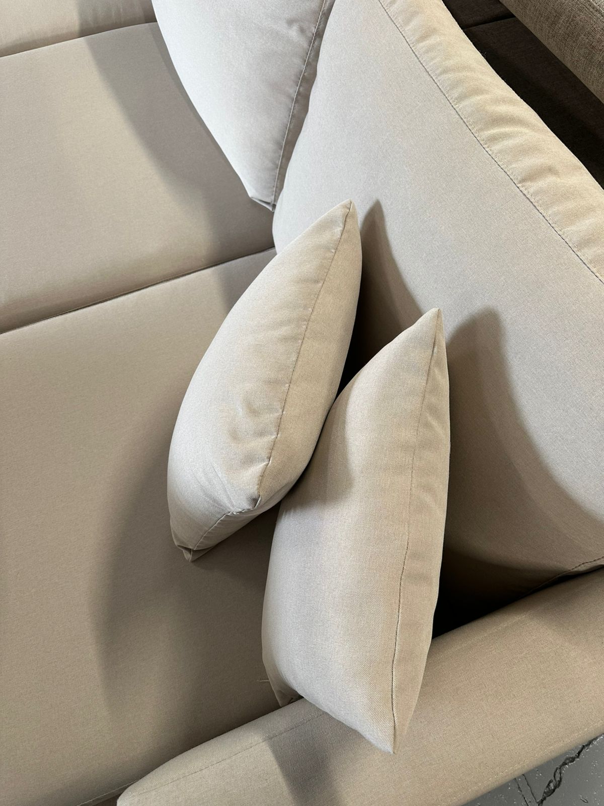 ⭐️Beige corner sofa | Pre-owned – Steam cleaned | SYDNEY WIDE DELIVERY