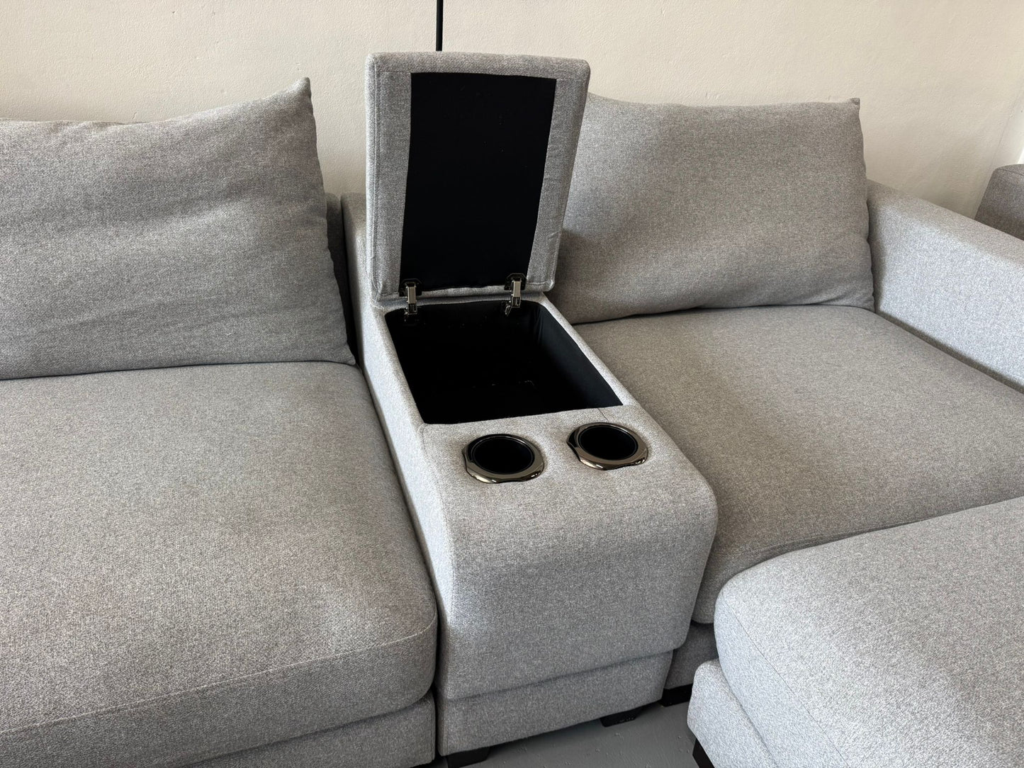 ⭐️ Harvey Norman - Gray modular reversible chaise sofa  | Pre-owned – Steam cleaned | SYDNEY WIDE DELIVERY