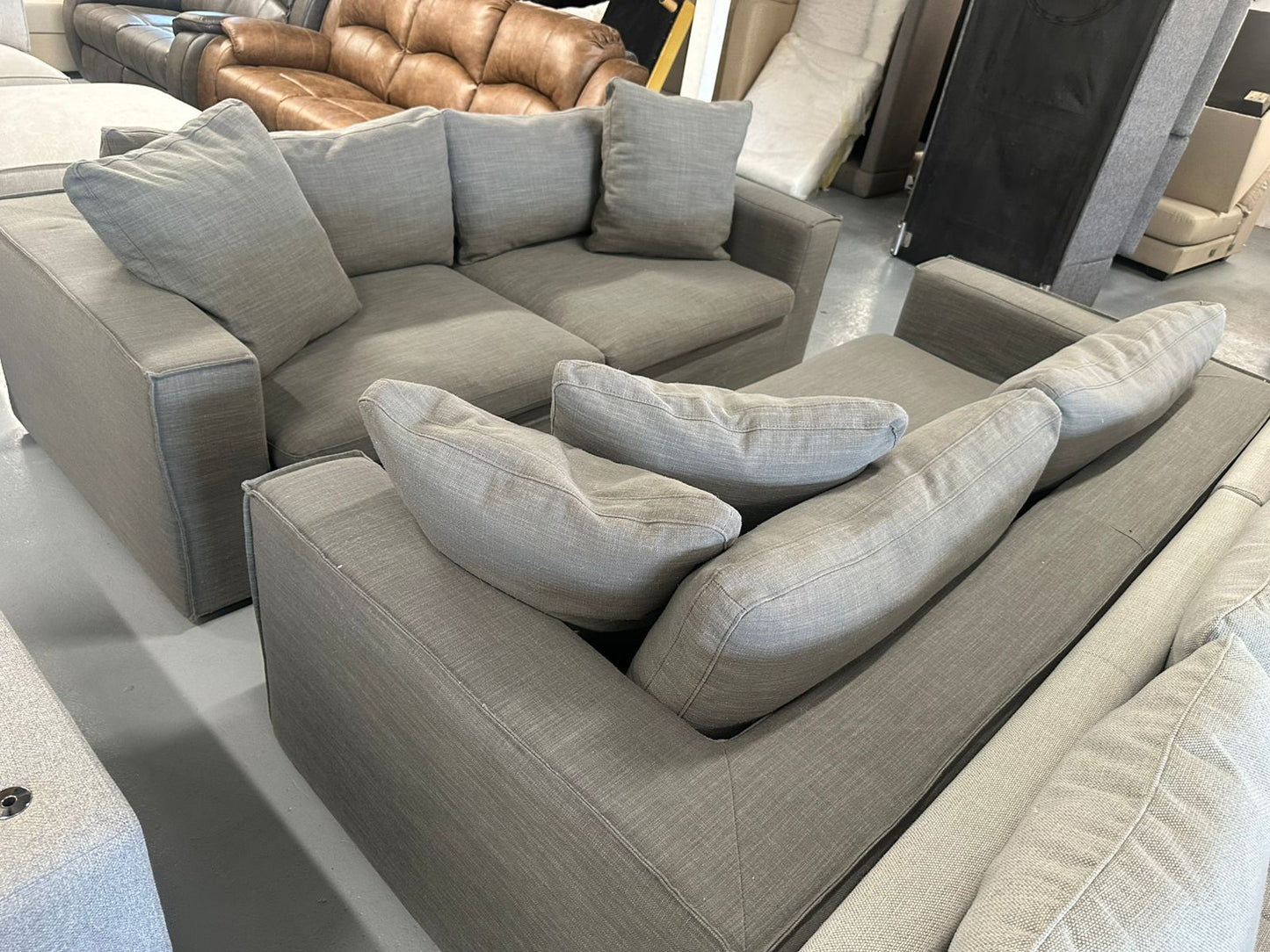 ⭐️Freedom Grey 3+2 sofa set | Pre-owned – Steam cleaned | SYDNEY WIDE DELIVERY