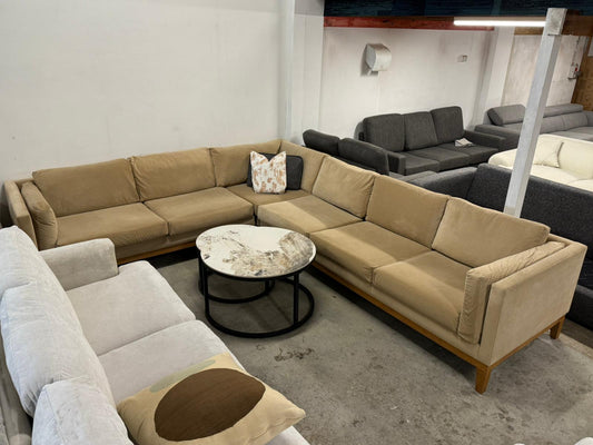 ⭐️ Customised Beige corner Sofa – Good condition | SYDNEY WIDE DELIVERY