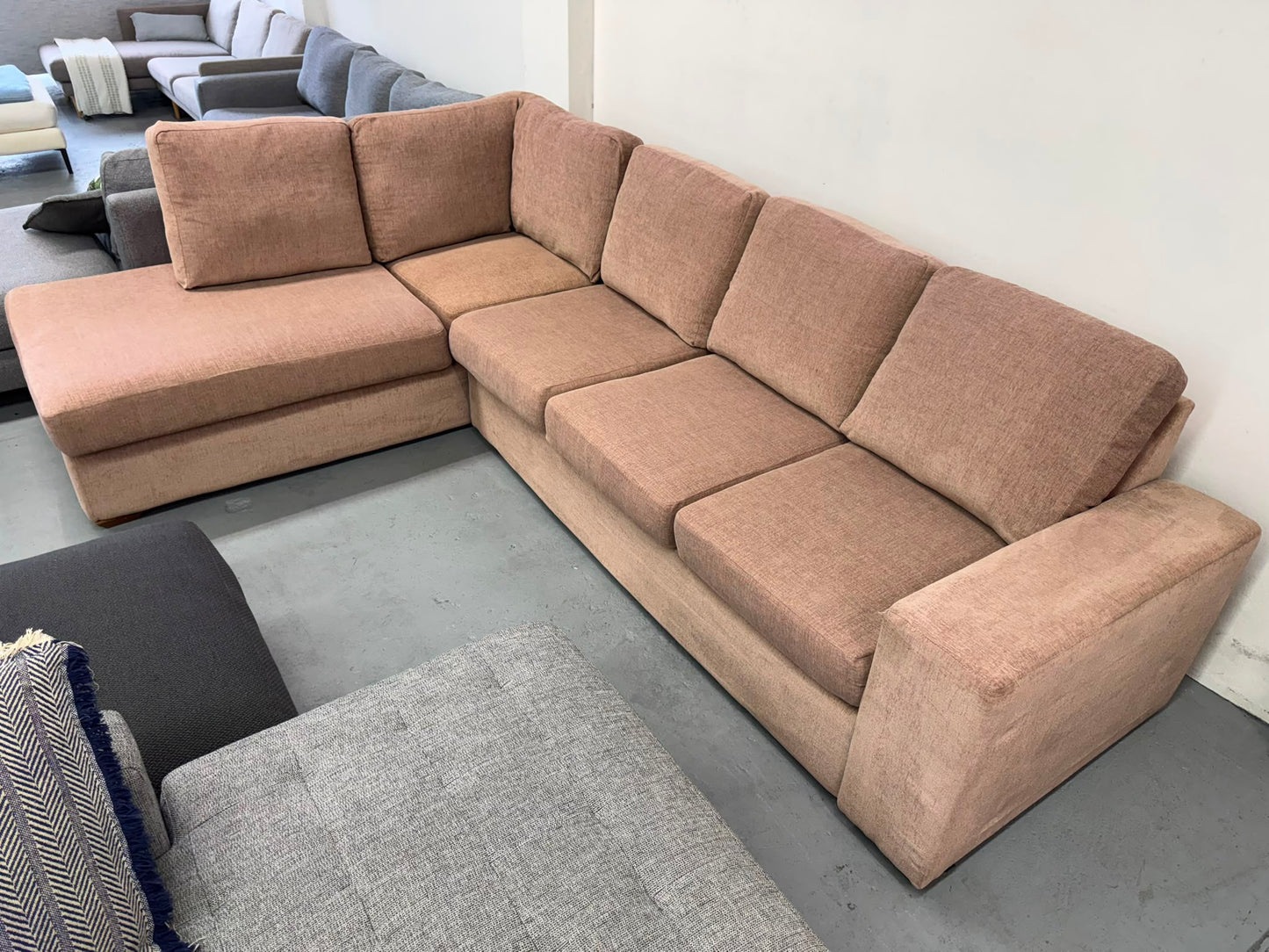Beige Corner Sofa | Pre-Owned | Steam Cleaned | Sydney Wide Delivery