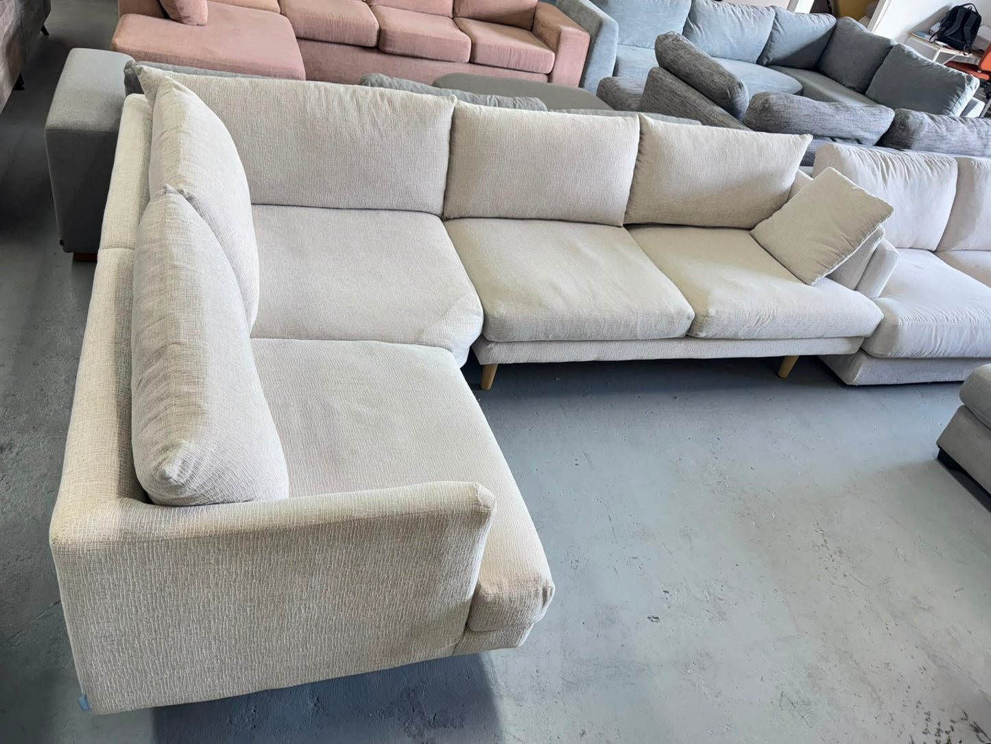 Beige Corner Sofa | Pre-Owned | Steam Cleaned | Sydney Wide Delivery