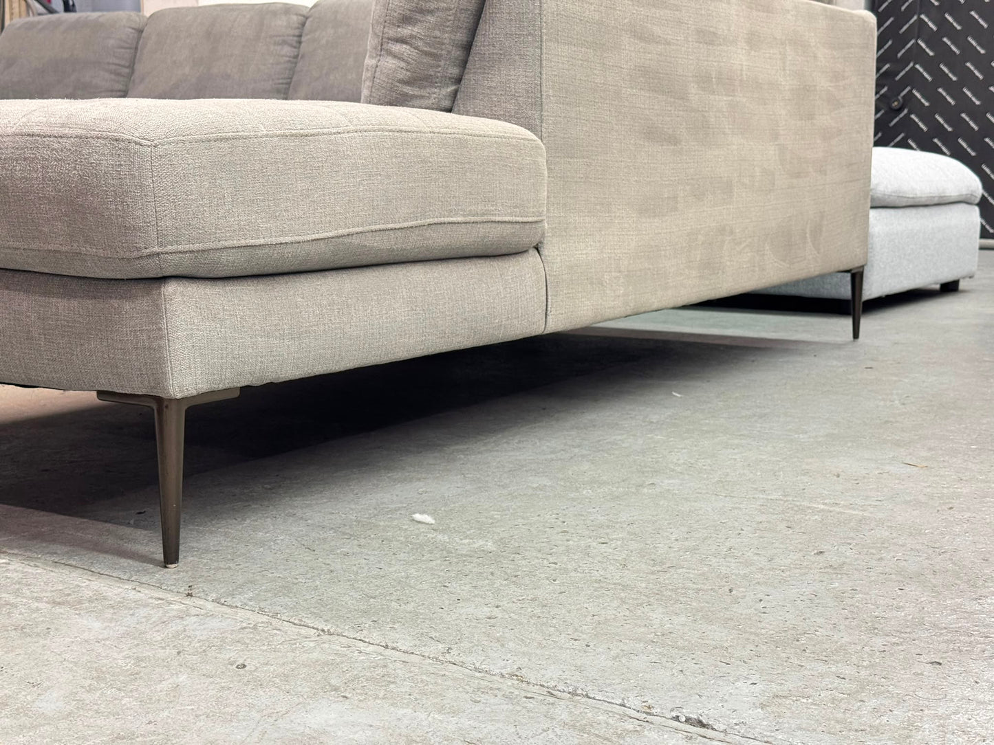 Light Grey Corner 5-Seater Sofa with Extended Chaise | Pre-Owned | Steam Cleaned | Sydney Wide Delivery