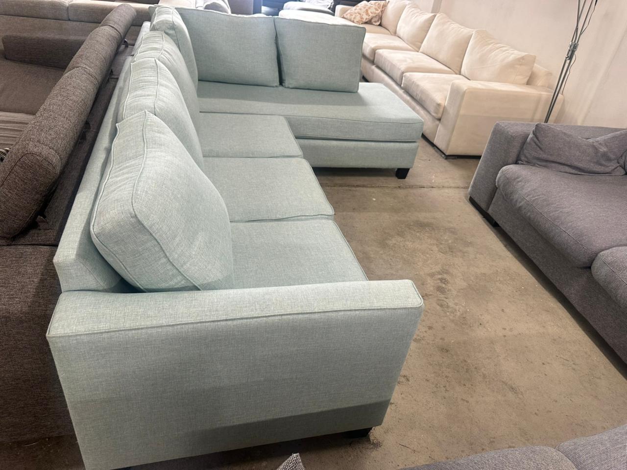 Harvey Norman Corner 5 seater Sofa | Pre-owned – Like new condition | Delivery Sydney wide