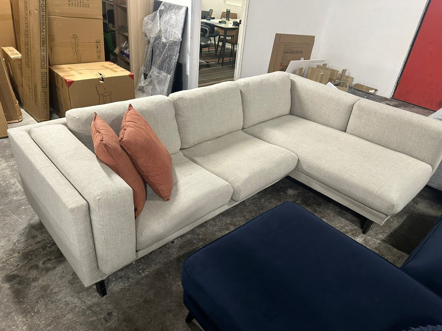 ⭐️ Beige L-shape Sofa | Pre-owned – Like new condition | Delivery Sydney wide