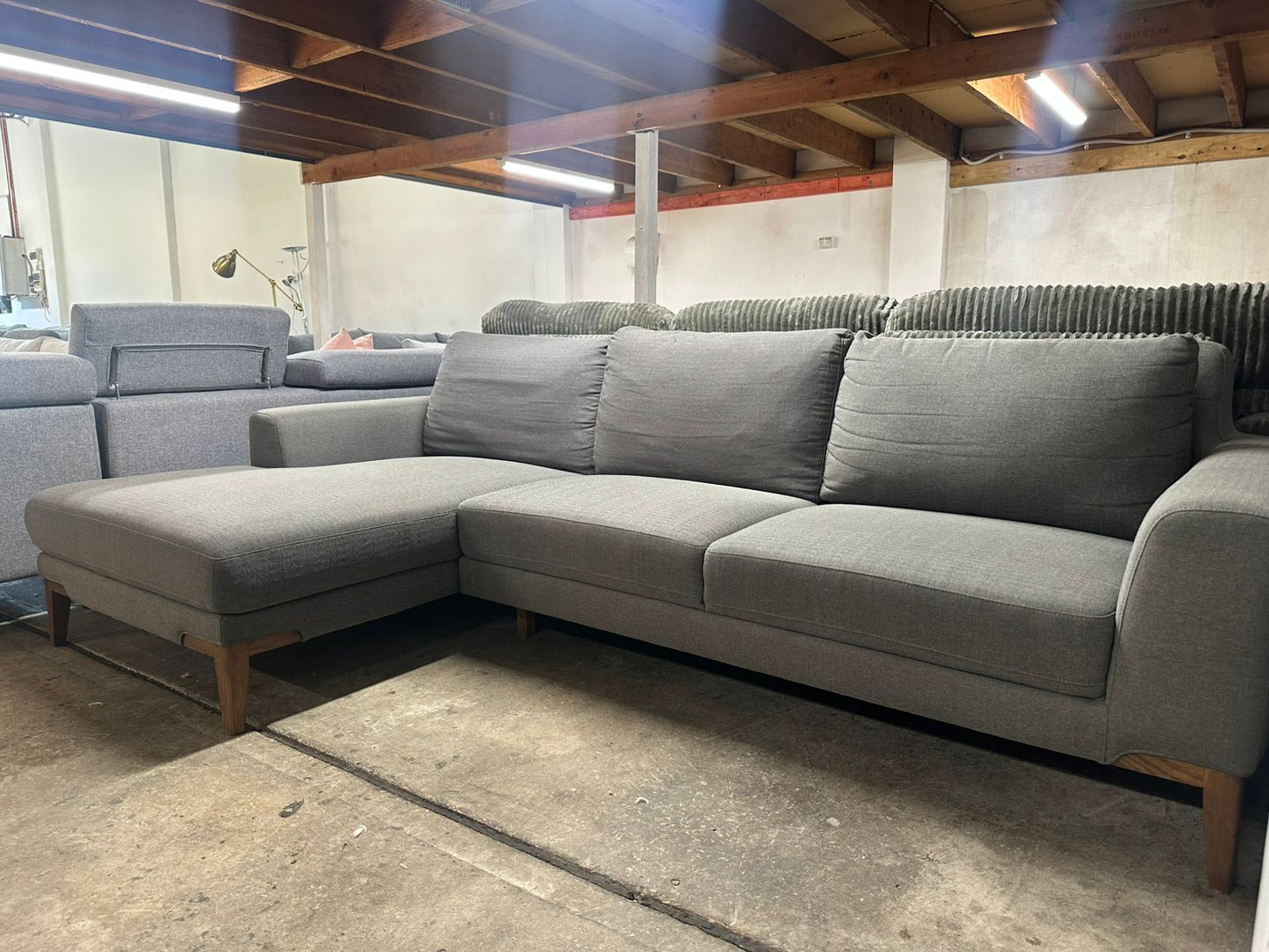 ⭐️ Nick Scali L-shape Sofa | Pre-owned - Like new condition | Delivery Sydney wide