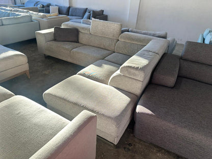 ⭐️ Nick Scali adjustable headrest Corner Sofa | Pre-owned - Like new condition | Delivery Sydney wide