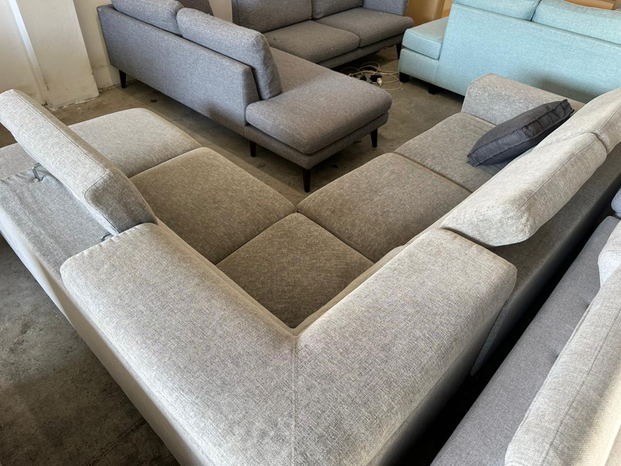 ⭐️ Nick Scali adjustable headrest Corner Sofa | Pre-owned - Like new condition | Delivery Sydney wide