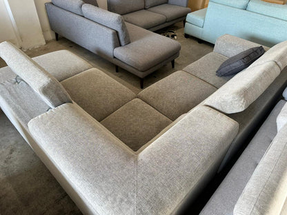 ⭐️ Nick Scali adjustable headrest Corner Sofa | Pre-owned - Like new condition | Delivery Sydney wide