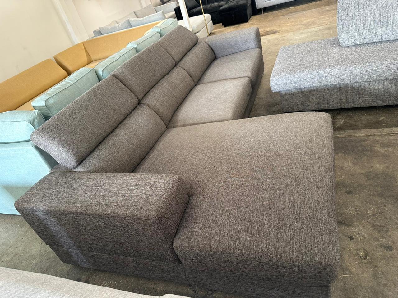 ⭐️ L-shape adjustable headrest Sofa | Pre-owned - Like new condition | Delivery Sydney wide
