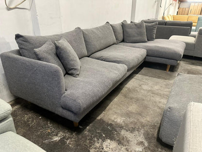 ⭐️ Lounge Lovers Hampton L-shape Sofa – Good condition | SYDNEY WIDE DELIVERY
