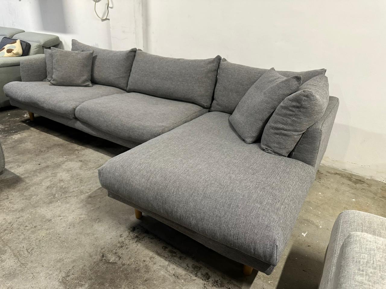 ⭐️ Lounge Lovers Hampton L-shape Sofa – Good condition | SYDNEY WIDE DELIVERY
