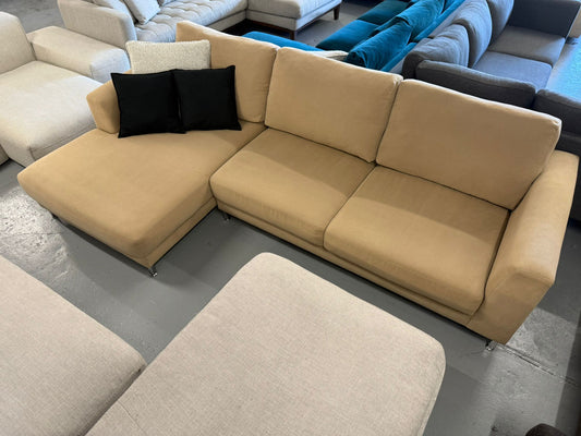 ⭐️ French beige L-shape Sofa | Pre-owned – Steam cleaned | SYDNEY WIDE DELIVERY