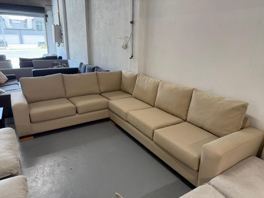 ⭐️ Beige L-shape Sofa | Pre-owned – Steam cleaned | SYDNEY WIDE DELIVERY