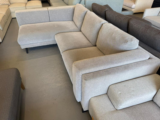 ⭐️ Beige L-shape Sofa | Pre-owned – Steam cleaned | SYDNEY WIDE DELIVERY