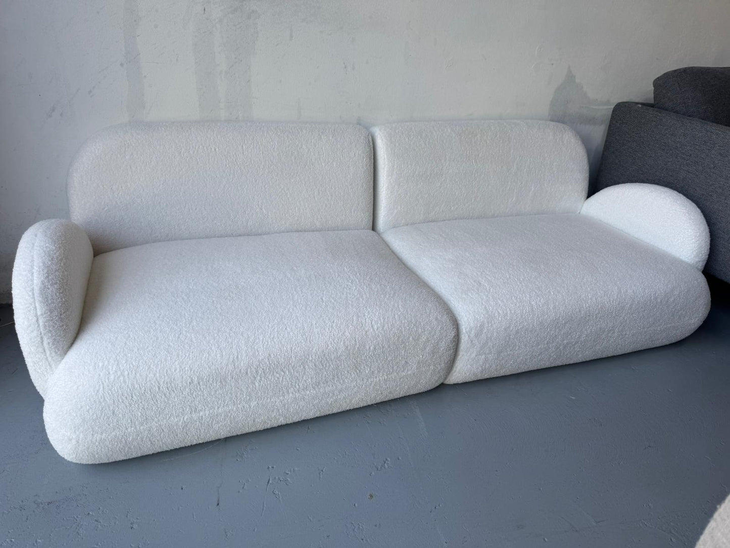 ⭐️ Boucle white 2 seater sofa | Pre-owned – Steam cleaned | SYDNEY WIDE DELIVERY