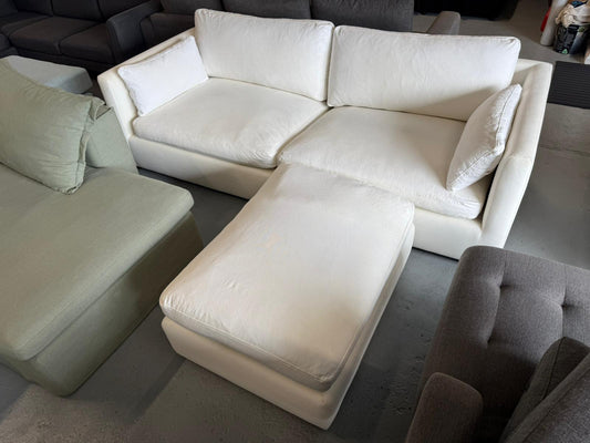 ⭐️Freedom white 3 seater + Ottoman  | Pre-owned – Steam cleaned | SYDNEY WIDE DELIVERY