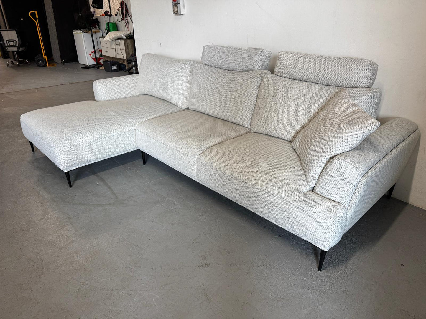 ⭐️Brosa L-shape Sofa | Pre-owned – Steam cleaned | SYDNEY WIDE DELIVERY
