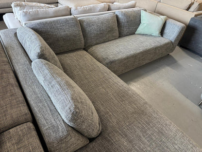 ⭐️FocusOn Furniture L-shape Sofa | Pre-owned – Steam cleaned | SYDNEY WIDE DELIVERY
