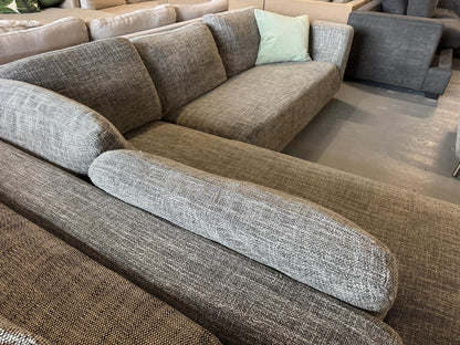 ⭐️FocusOn Furniture L-shape Sofa | Pre-owned – Steam cleaned | SYDNEY WIDE DELIVERY