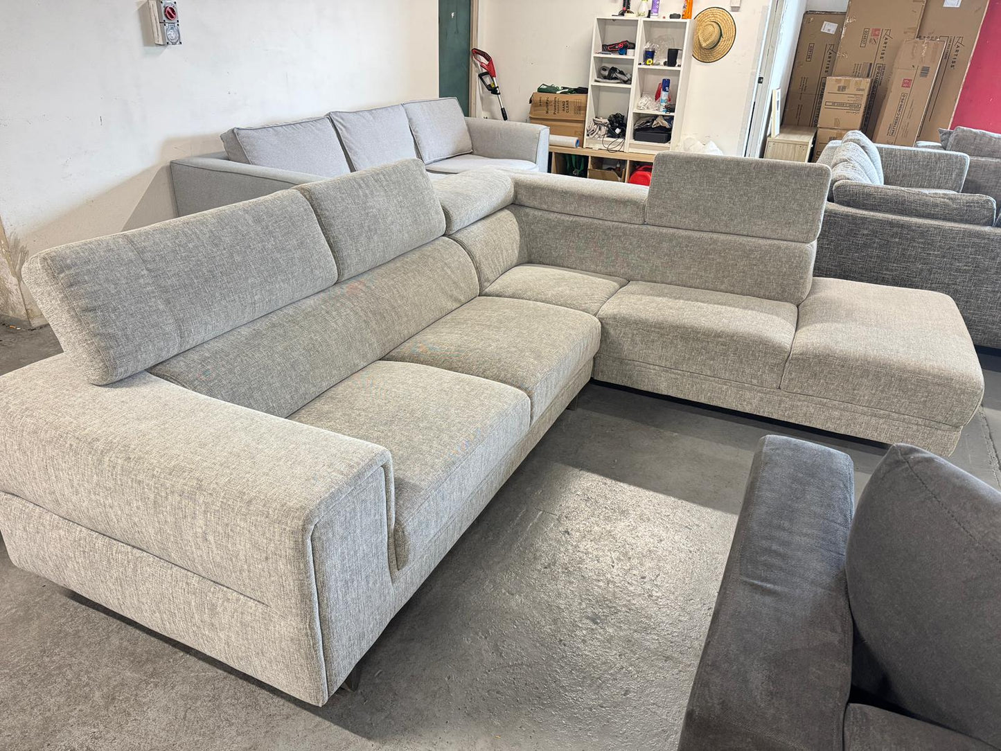 ⭐️Nick Scali L-shape sofa| Pre-owned – Steam cleaned | SYDNEY WIDE DELIVERY