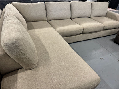 ⭐️Freedom Beige L-shape Sofa | Pre-owned – Steam cleaned | SYDNEY WIDE DELIVERY
