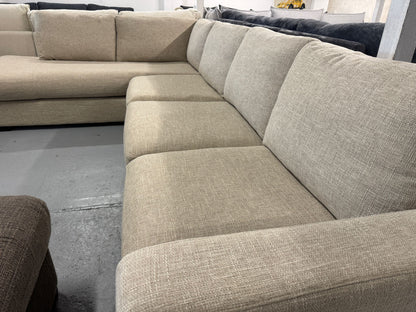 ⭐️Freedom Beige L-shape Sofa | Pre-owned – Steam cleaned | SYDNEY WIDE DELIVERY
