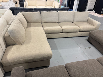 ⭐️Freedom Beige L-shape Sofa | Pre-owned – Steam cleaned | SYDNEY WIDE DELIVERY