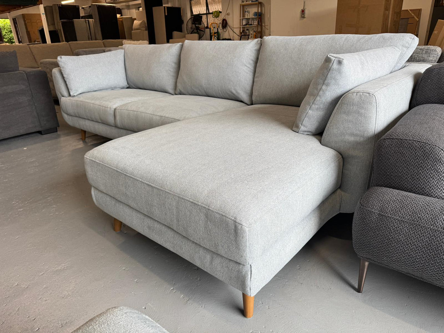 ⭐️ Nick scali L-shape sofa | Pre-owned – Steam cleaned | SYDNEY WIDE DELIVERY