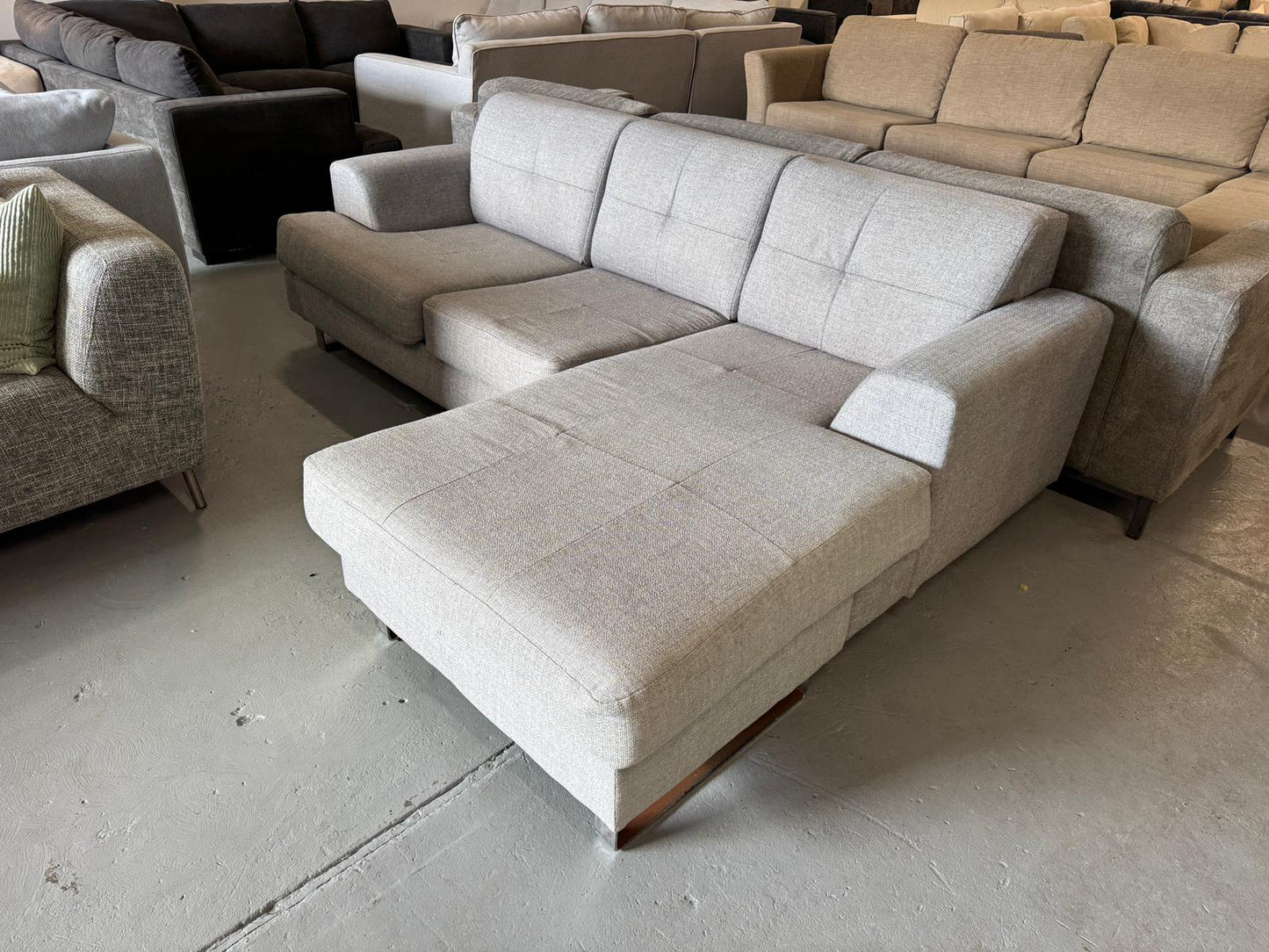 ⭐️Grey L-shape sofa | Pre-owned – Steam cleaned | SYDNEY WIDE DELIVERY